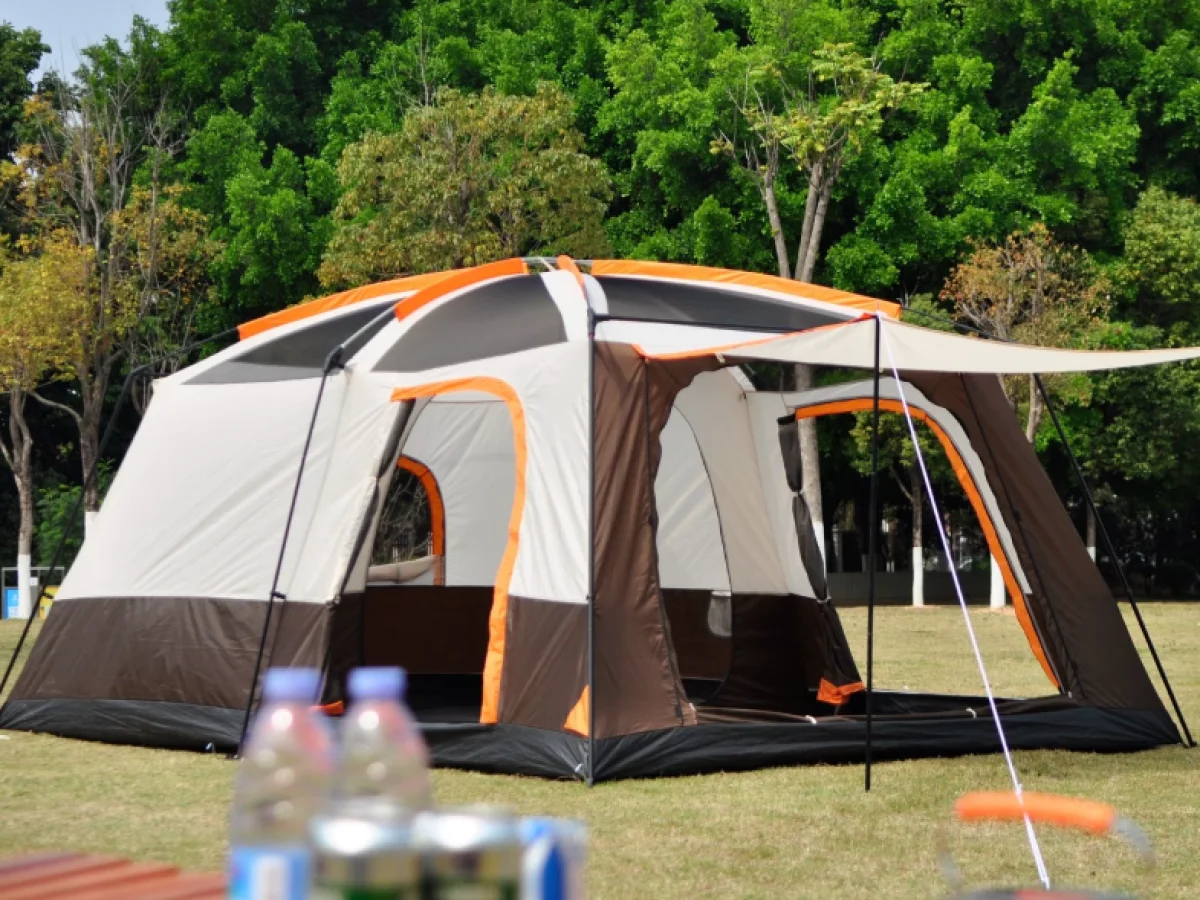 Outdoor Two-Bedroom One-Living-Room Camping Tent - 4 to 8 Person - Easy Setup